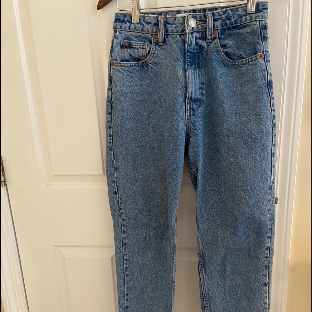 Zara jeans size 2